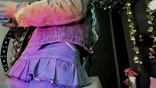 Freechat SexyNaf on StripChat