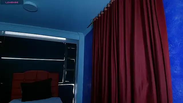 Freechat SexyNaf on StripChat