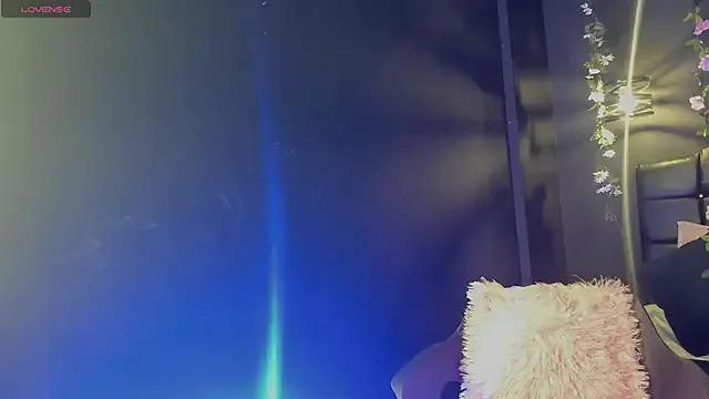 Freechat SexyNaf on StripChat