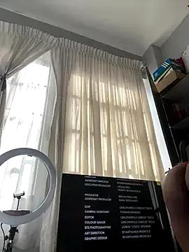 Freechat slimcateee on StripChat