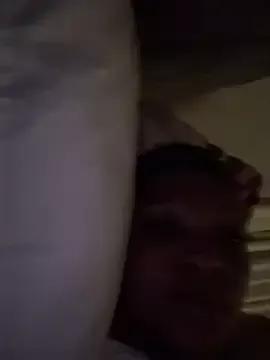 Freechat slimcateee on StripChat