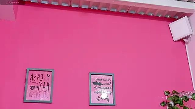 Sluttyandmature — Freechat on StripChat