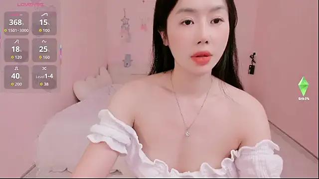 Freechat strawberry-ni on StripChat