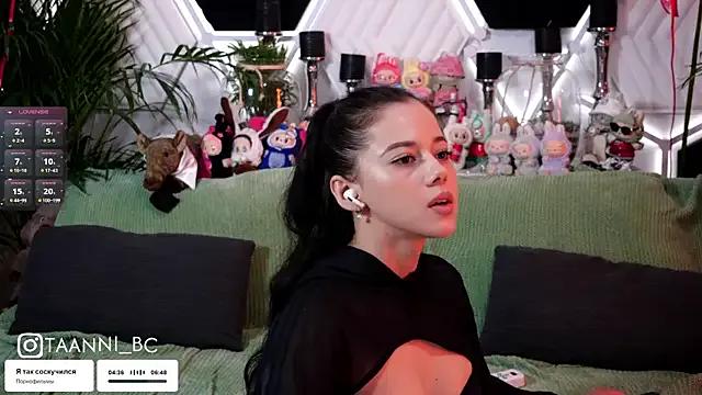 Freechat taanni_bc on StripChat