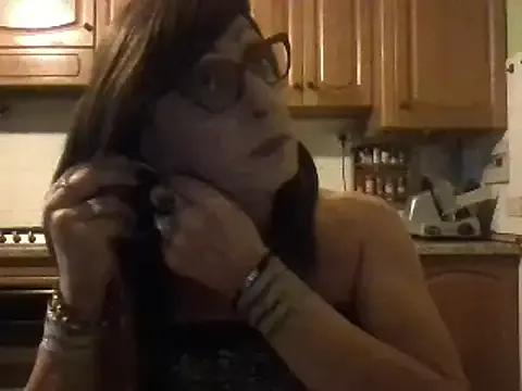 Freechat Tiabet on StripChat