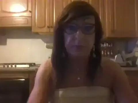 Freechat Tiabet on StripChat