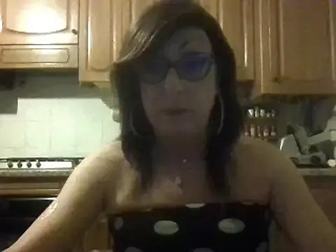 Freechat Tiabet on StripChat