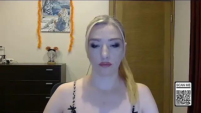 StripChat Wild_Silk_Desire is Freechat Wild_Silk_Desire — Change clothes and dance)