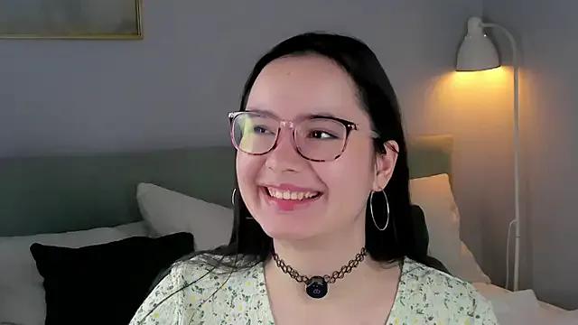 Freechat WildaBisom on StripChat