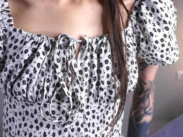 Ammy-meow on BongaCams