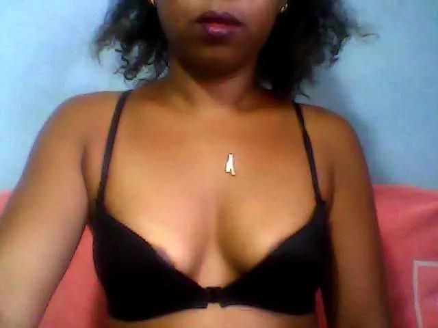 Baby-giiirl23 on BongaCams 