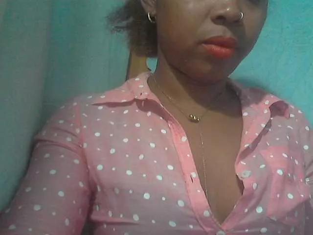 Baby-giiirl23 on BongaCams 