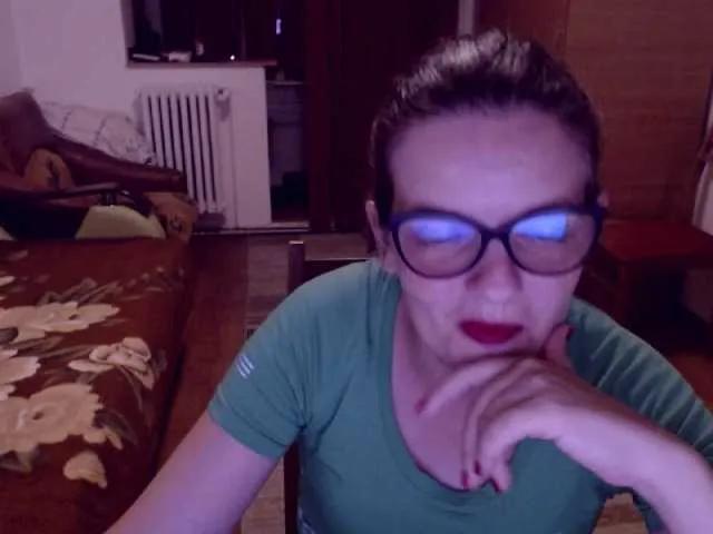 bellaro on BongaCams 