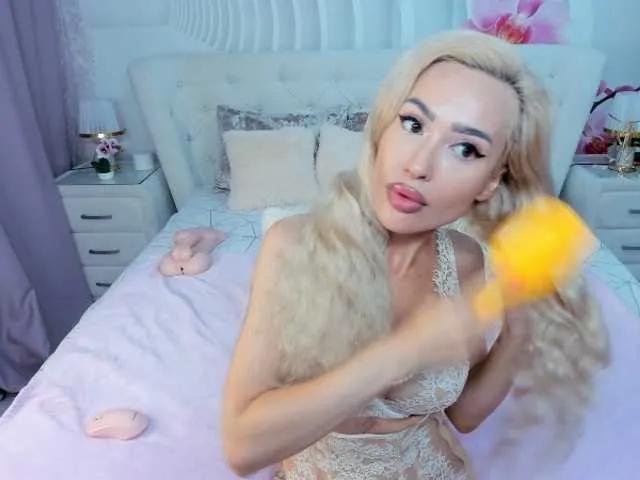 HottieSweetBritney on BongaCams 