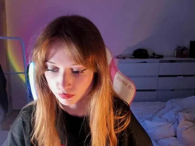 mnepohuyy on BongaCams