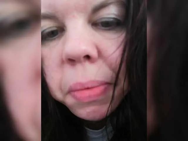 SweetDimond5 on BongaCams 