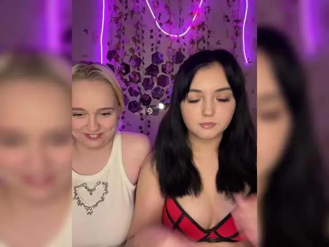 The-best-babies on BongaCams