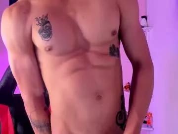 akazaboy on Chaturbate 