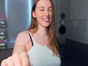 cheerfulmona on Chaturbate 