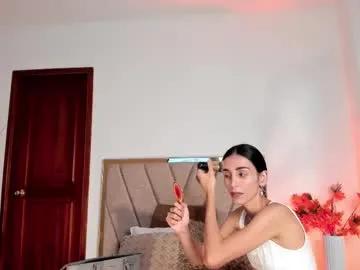 ninacavallli on Chaturbate 