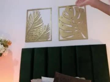 ninacavallli on Chaturbate 