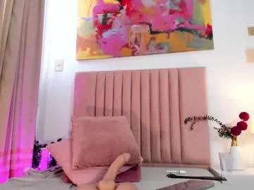 ninacavallli on Chaturbate