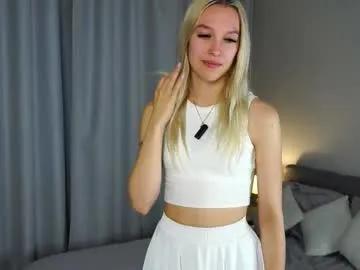 zettamoe on Chaturbate