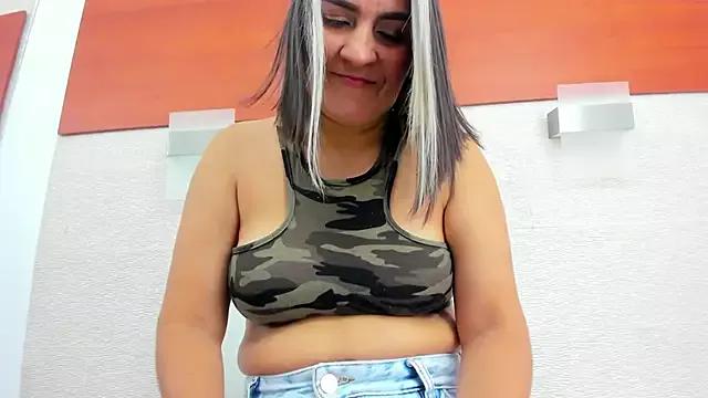 allice_green on StripChat 
