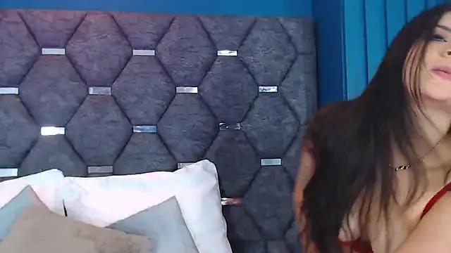 AmyMartinelli on StripChat 
