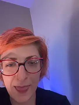 AnnaHaunter18 on StripChat 
