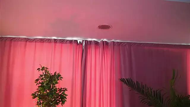 ArtTeasee on StripChat 