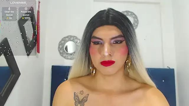 catalina_santana23 on StripChat 