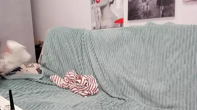 Cheeky_Kellyy on StripChat 