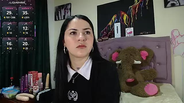 Emmie_Hot on StripChat 
