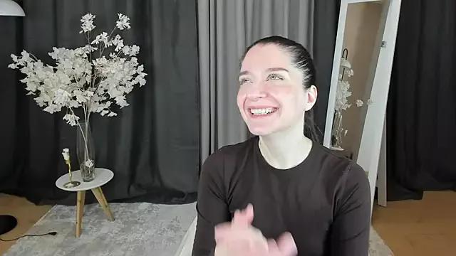 helentasty on StripChat 