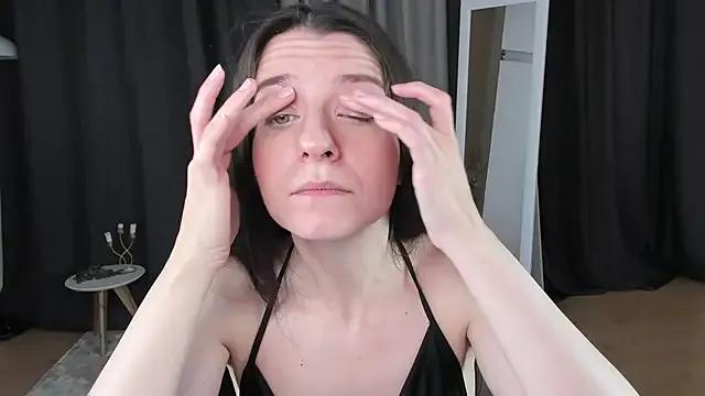helentasty on StripChat 