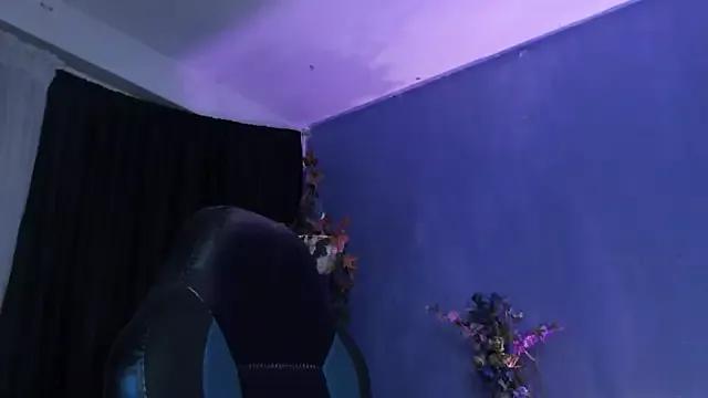 Hellen_dumont on StripChat 