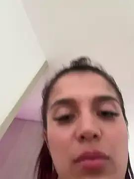 LaraBaker on StripChat 