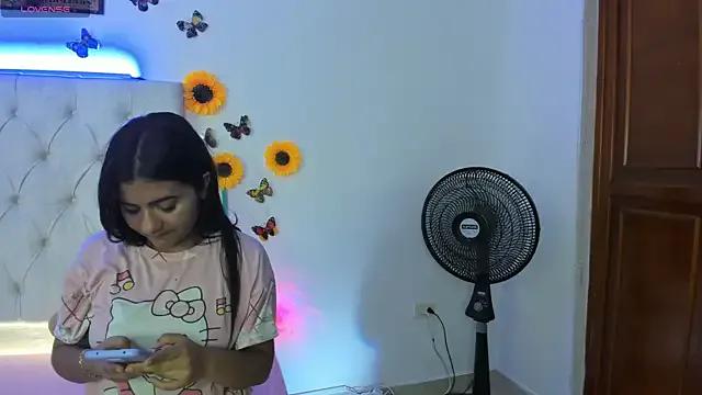 Layla_Room on StripChat 