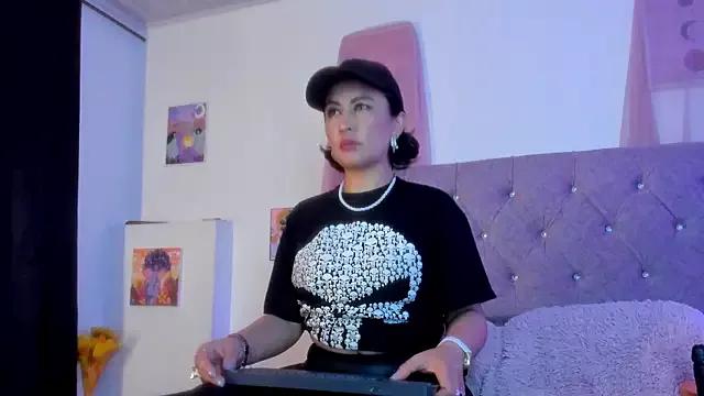 lilith_catt on StripChat 