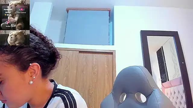 Lissa-1 on StripChat 