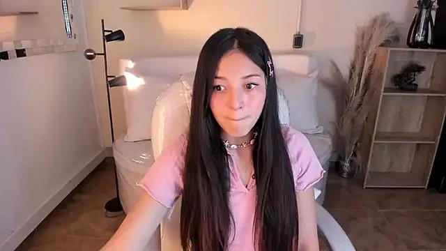 Meelanny_ds on StripChat