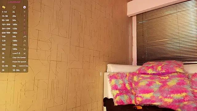 MiaaMillerx on StripChat 