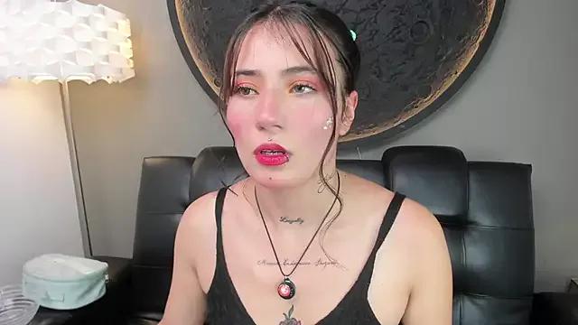 miss_sharlotte18 on StripChat 