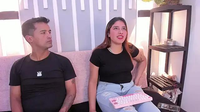 Nikki_and_Mayk on StripChat