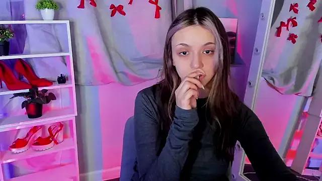 Sahara_Shields on StripChat 