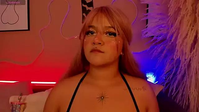 Sally__Walker on StripChat 