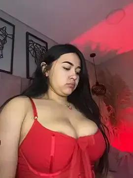 Sara__collins__ on StripChat 