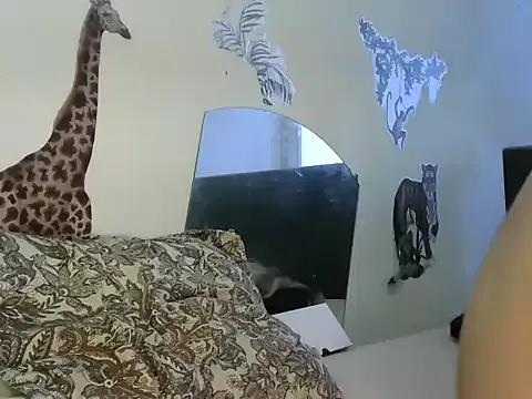 sissyslut22jr on StripChat