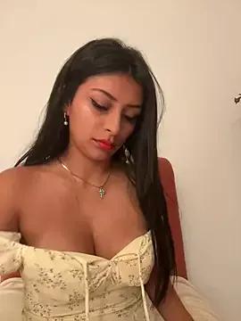sweetAli_ on StripChat 